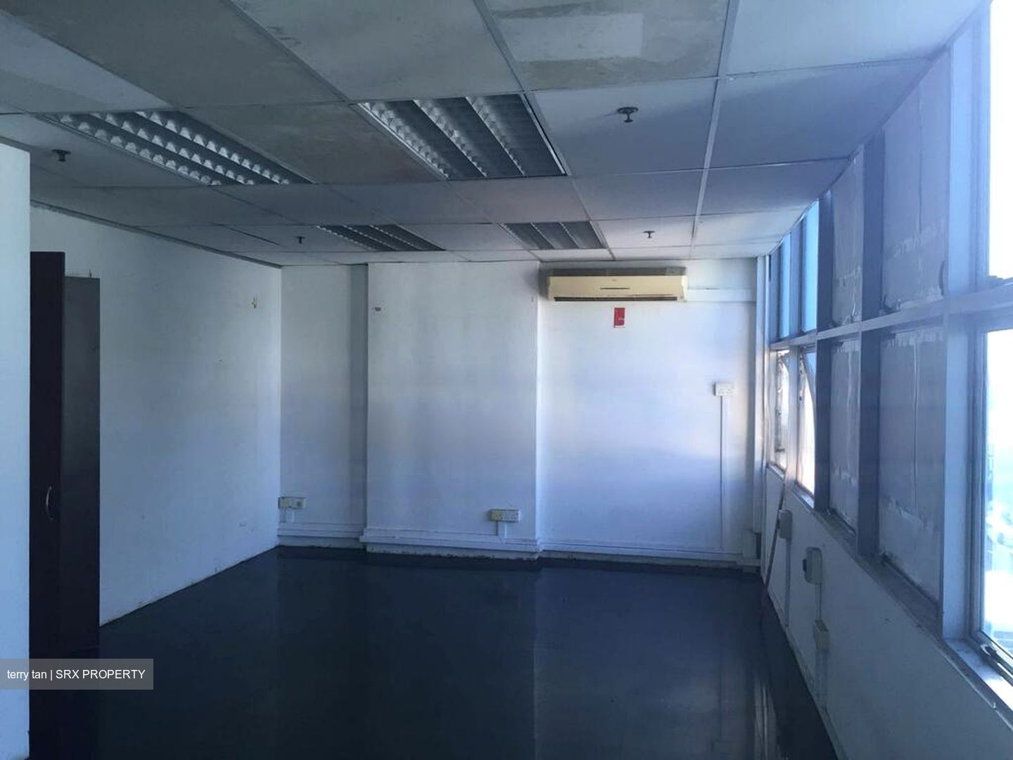 Alpha Industrial Building (D22), Factory #620602541